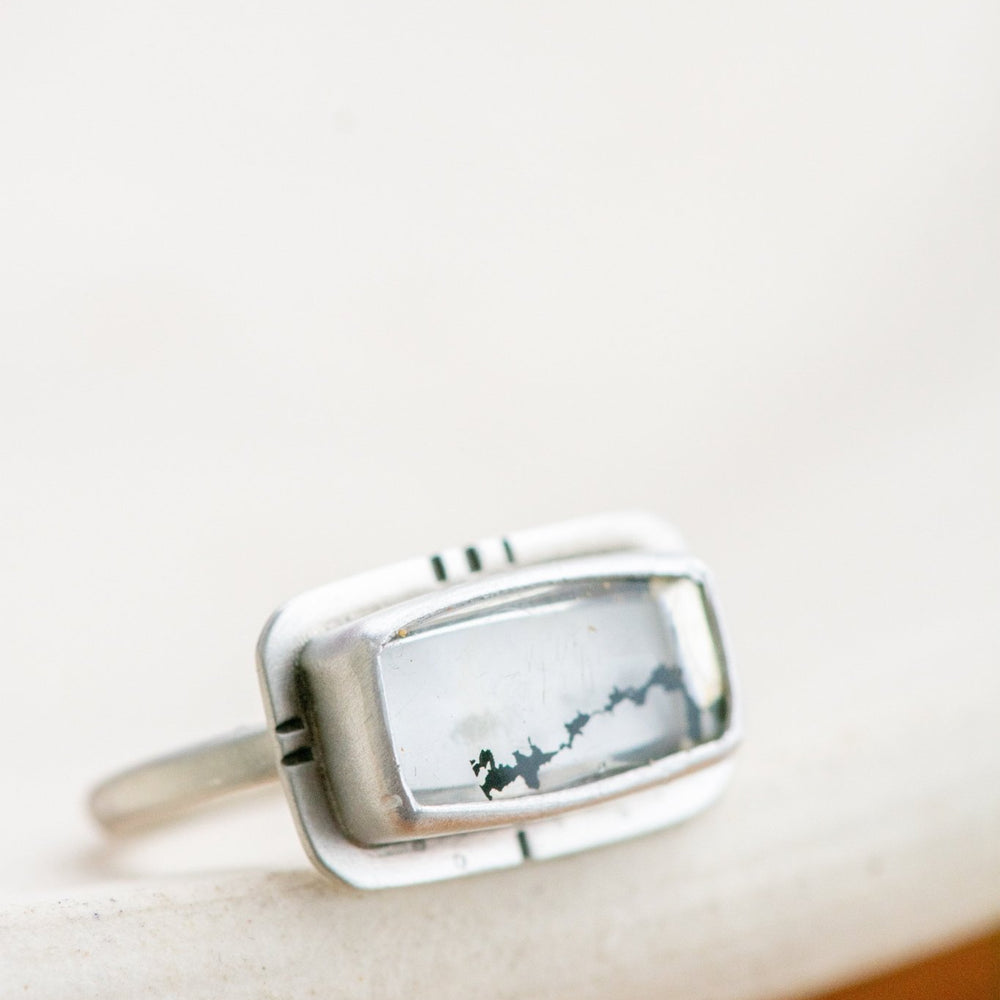 ABSTRACT DENDRITIC AGATE RING - Fly Free