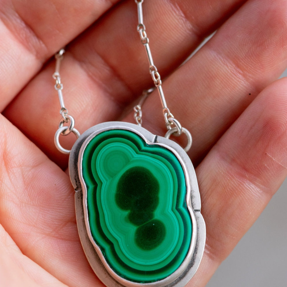 
                  
                    ALL SEEING EYE MALACHITE NECKLACE - Fly Free
                  
                