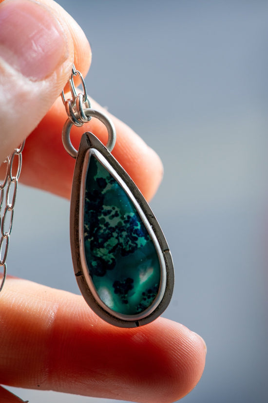 ARCHIPELAGO NECKLACES IN CHRYSOCOLLA + QUARTZ - Fly Free