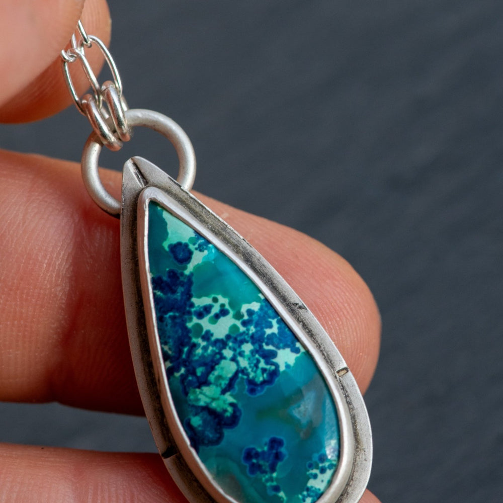 
                  
                    ARCHIPELAGO NECKLACES IN CHRYSOCOLLA + QUARTZ - Fly Free
                  
                