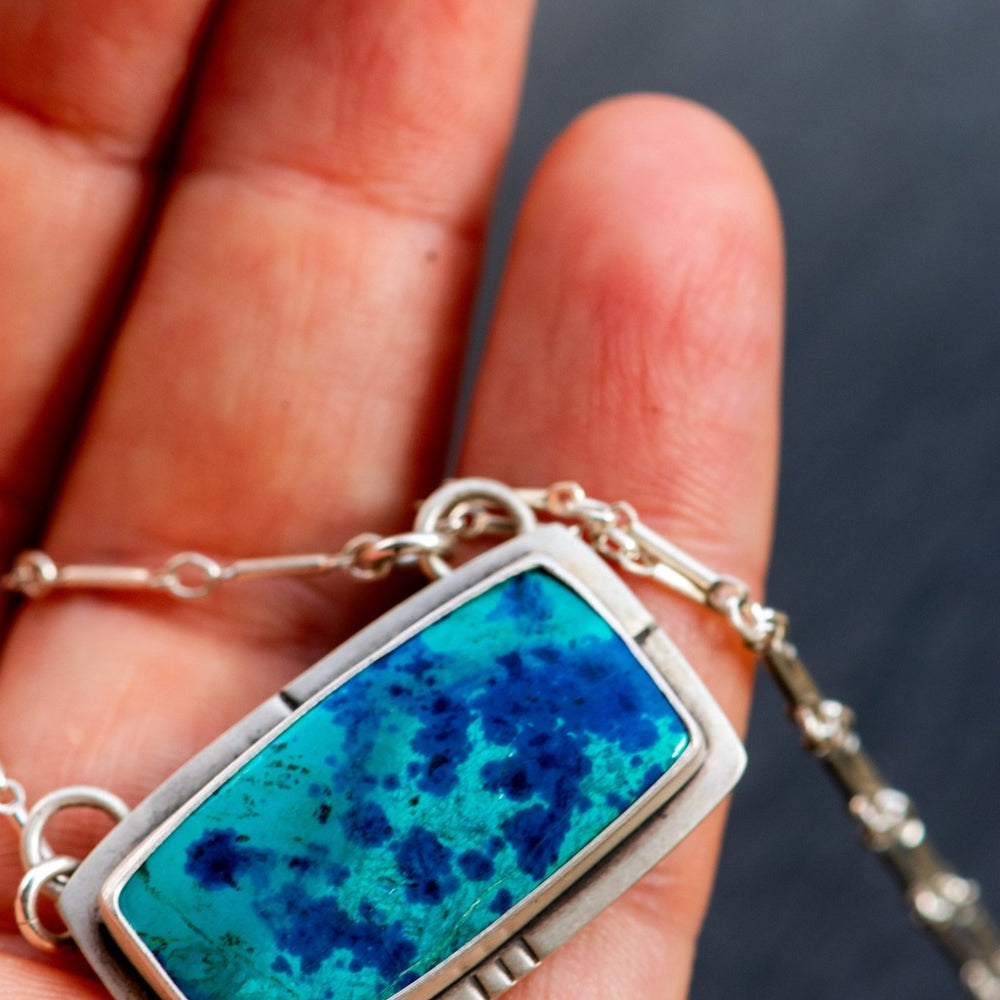 
                  
                    ARCHIPELAGO NECKLACES IN CHRYSOCOLLA + QUARTZ - Fly Free
                  
                