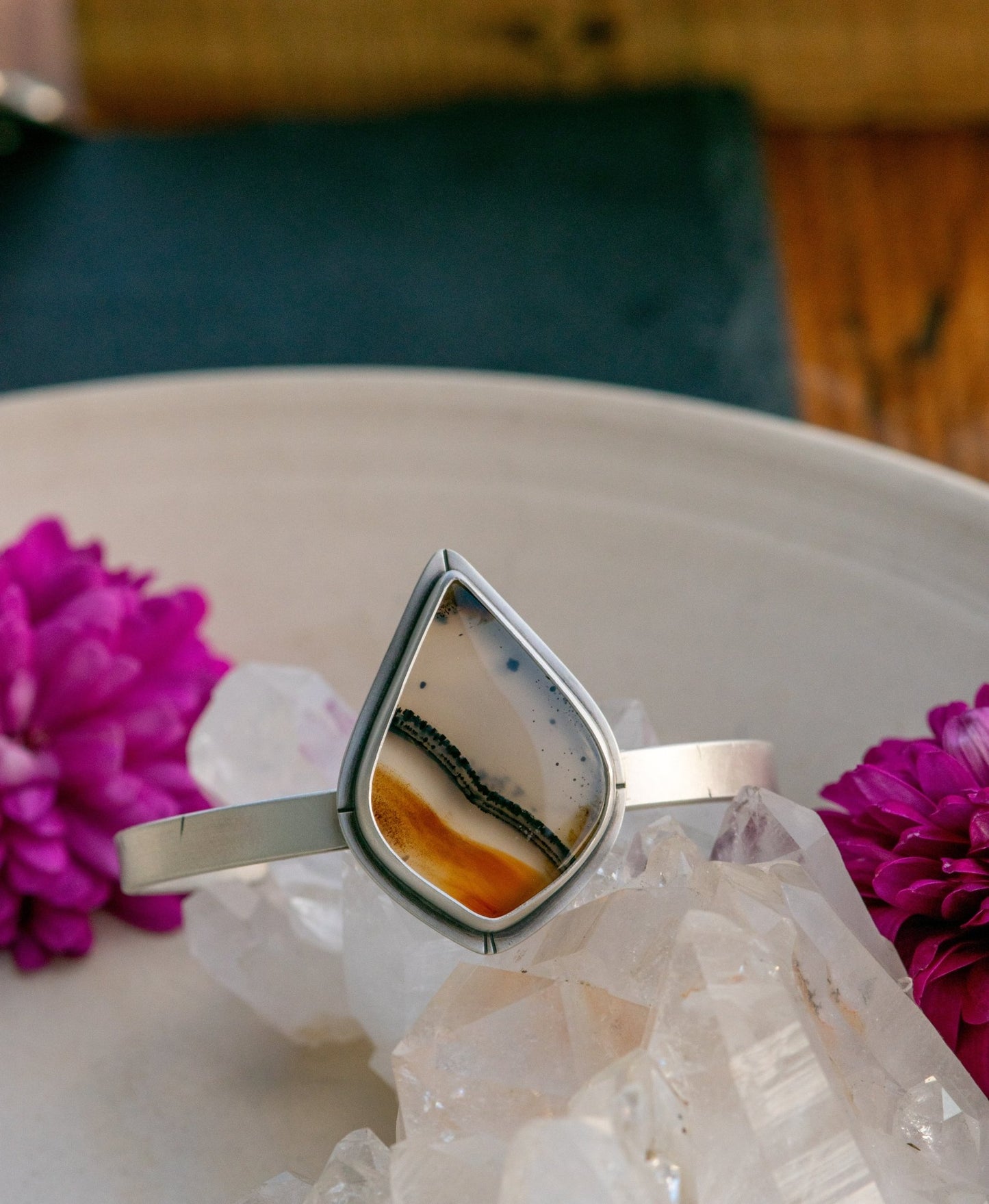 BOUNDARY MONTANA AGATE CUFF - Fly Free