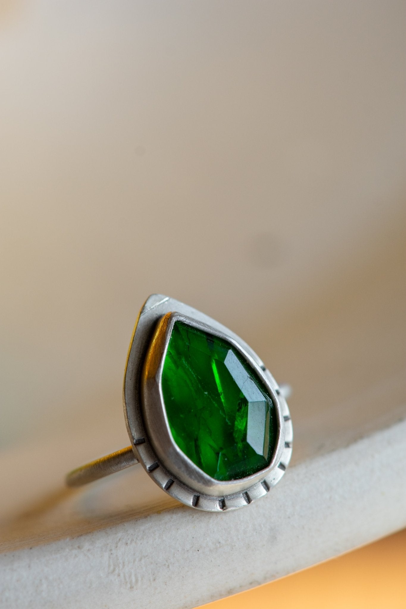 CHARGED CHROME DIOPSIDE RING - Fly Free