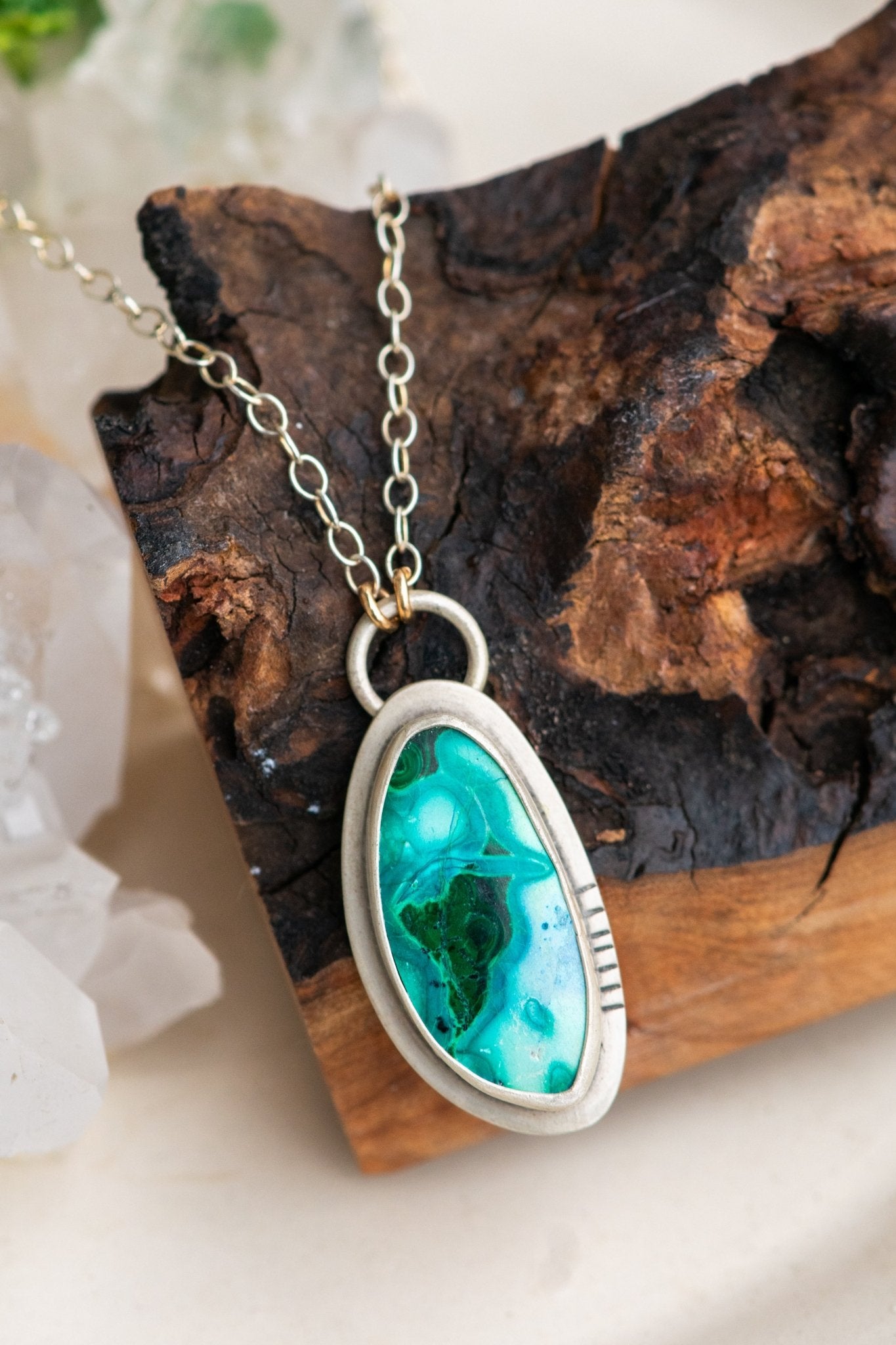 CHRYSOCOLLA CURRENT NECKLACE - Fly Free