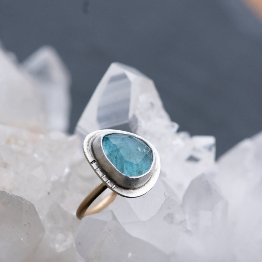 COLOR SHIFTER AQUAMARINE RING - Fly Free