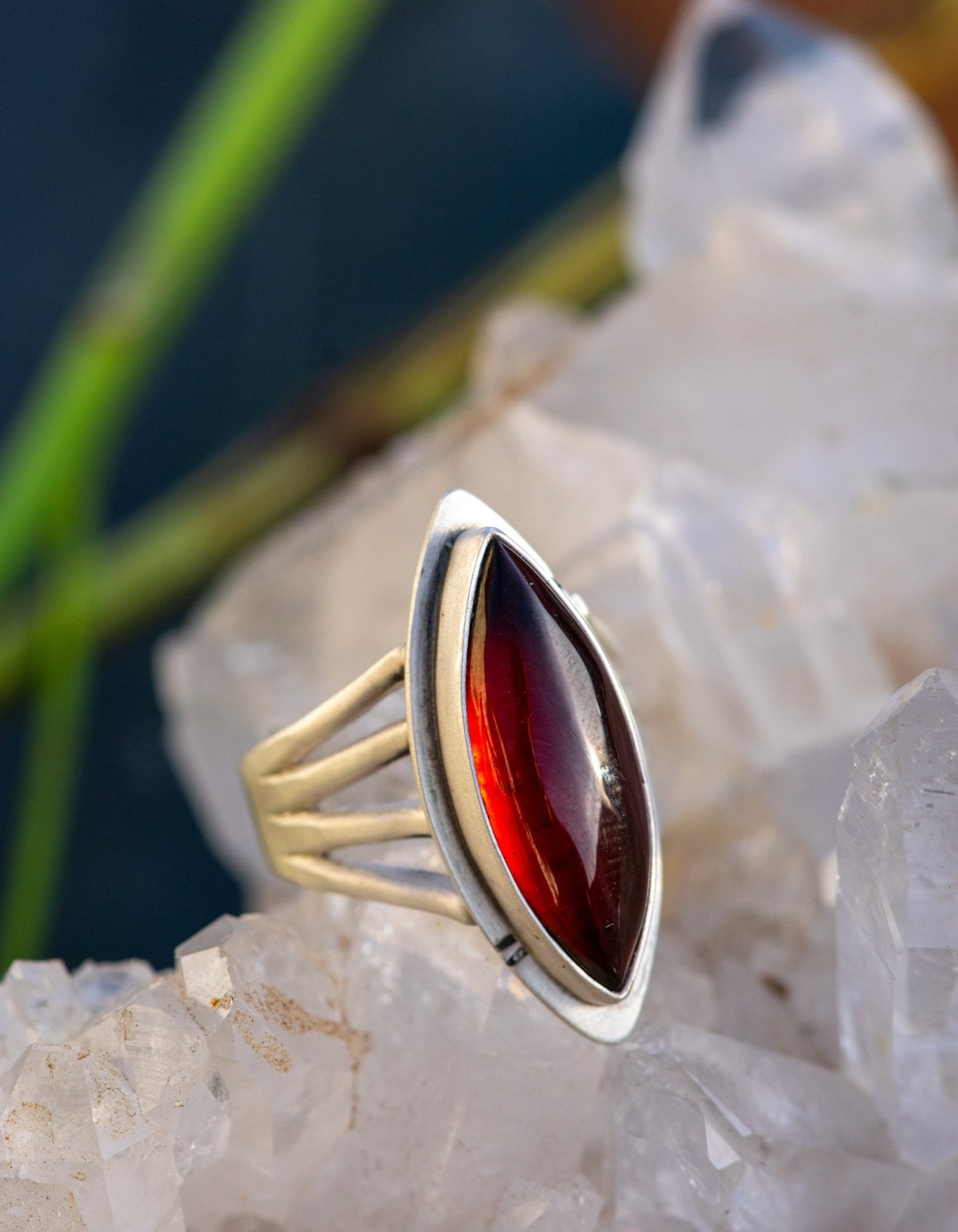 COMPASS GARNET RING - Fly Free