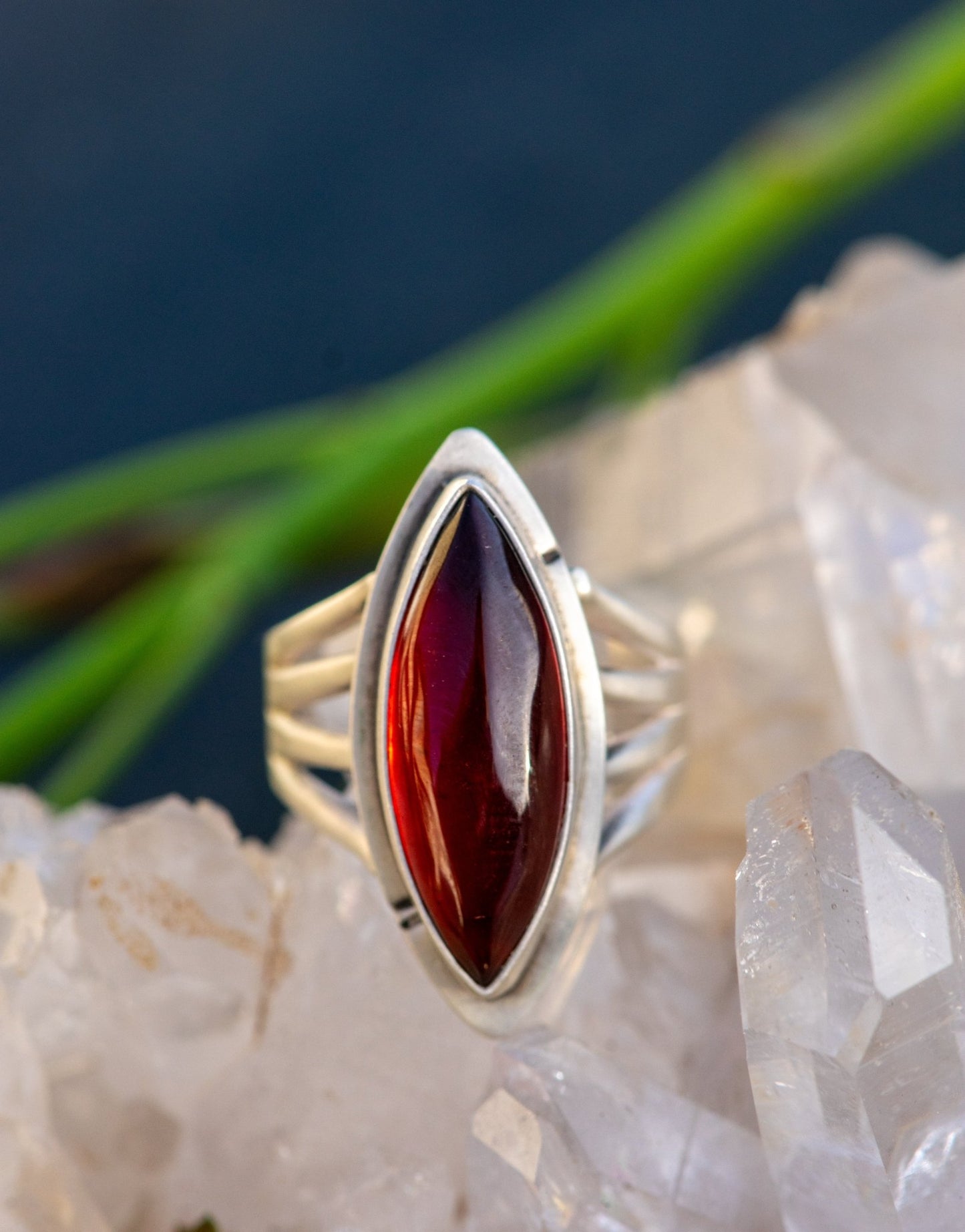 COMPASS GARNET RING - Fly Free