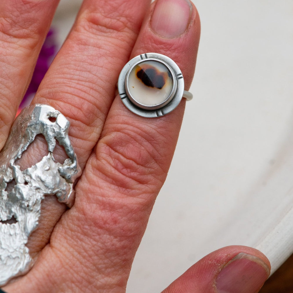 
                  
                    CONTENT MONTANA AGATE RING - Fly Free
                  
                