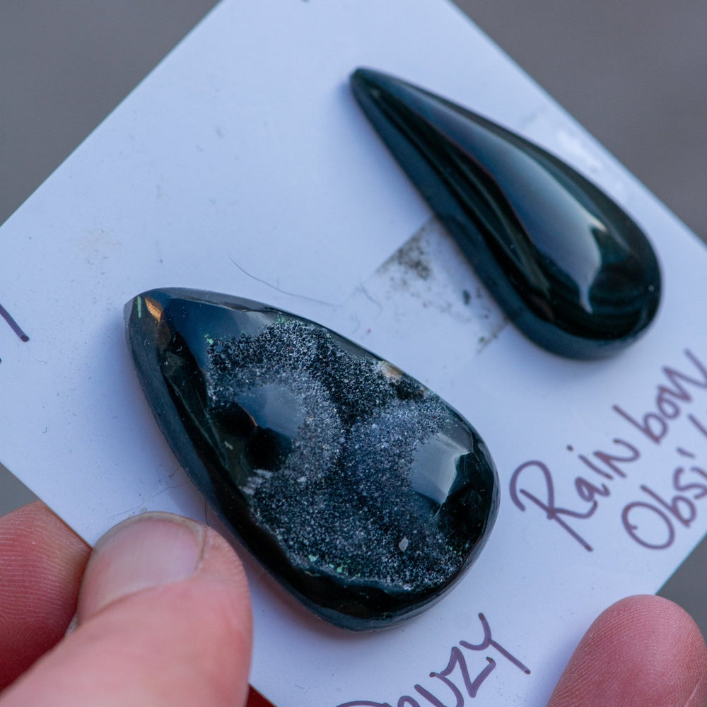 
                  
                    CURIOUSER STONES - Fly Free
                  
                