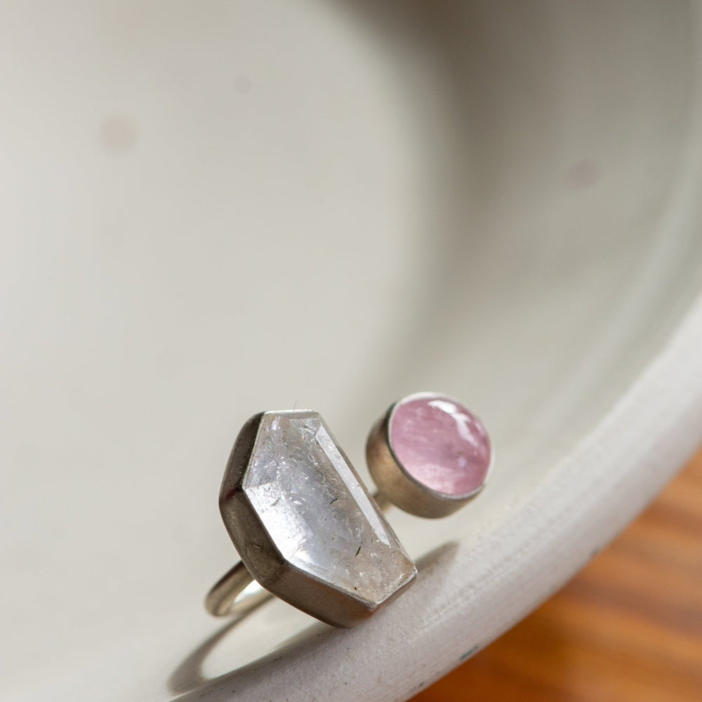 
                  
                    CUTIE TOPAZ + MORGANITE RING - Fly Free
                  
                