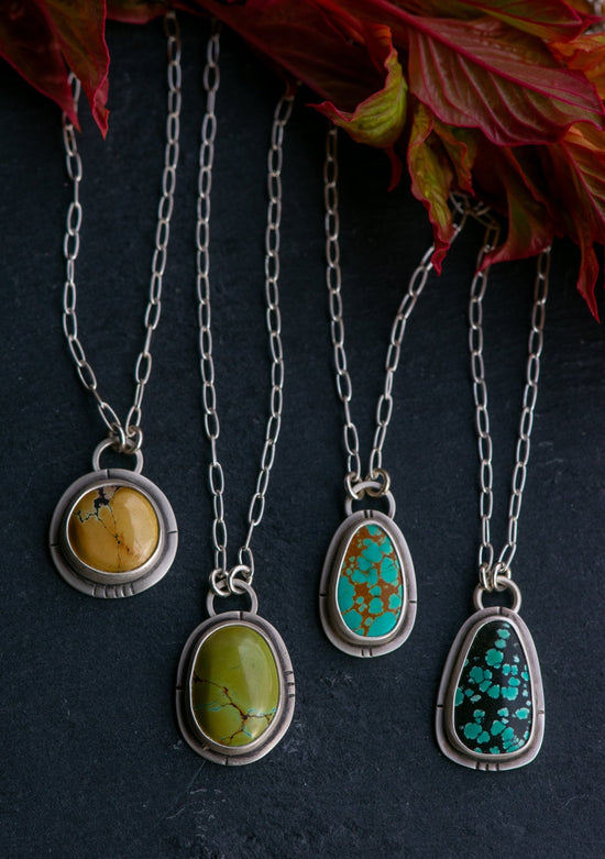 DEEP FOREST TURQUOISE NECKLACES - Fly Free