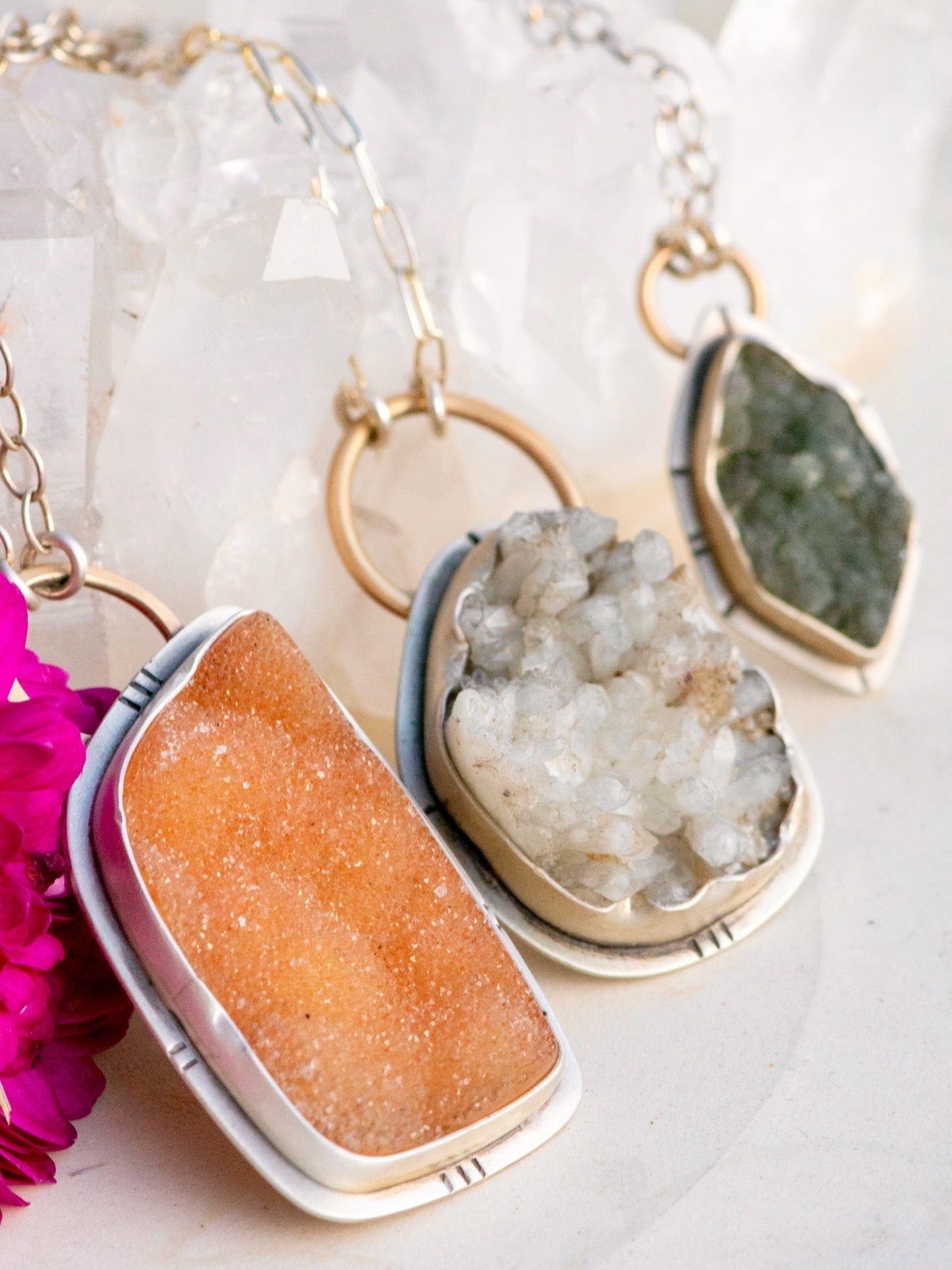 DRUZYS ARE DIVINERS. ROUGH CRYSTAL NECKLACES - Fly Free