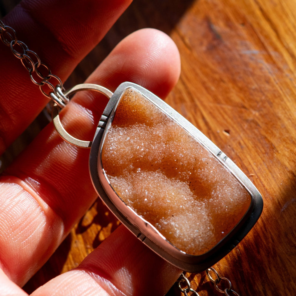 
                  
                    DRUZYS ARE DIVINERS. ROUGH CRYSTAL NECKLACES - Fly Free
                  
                
