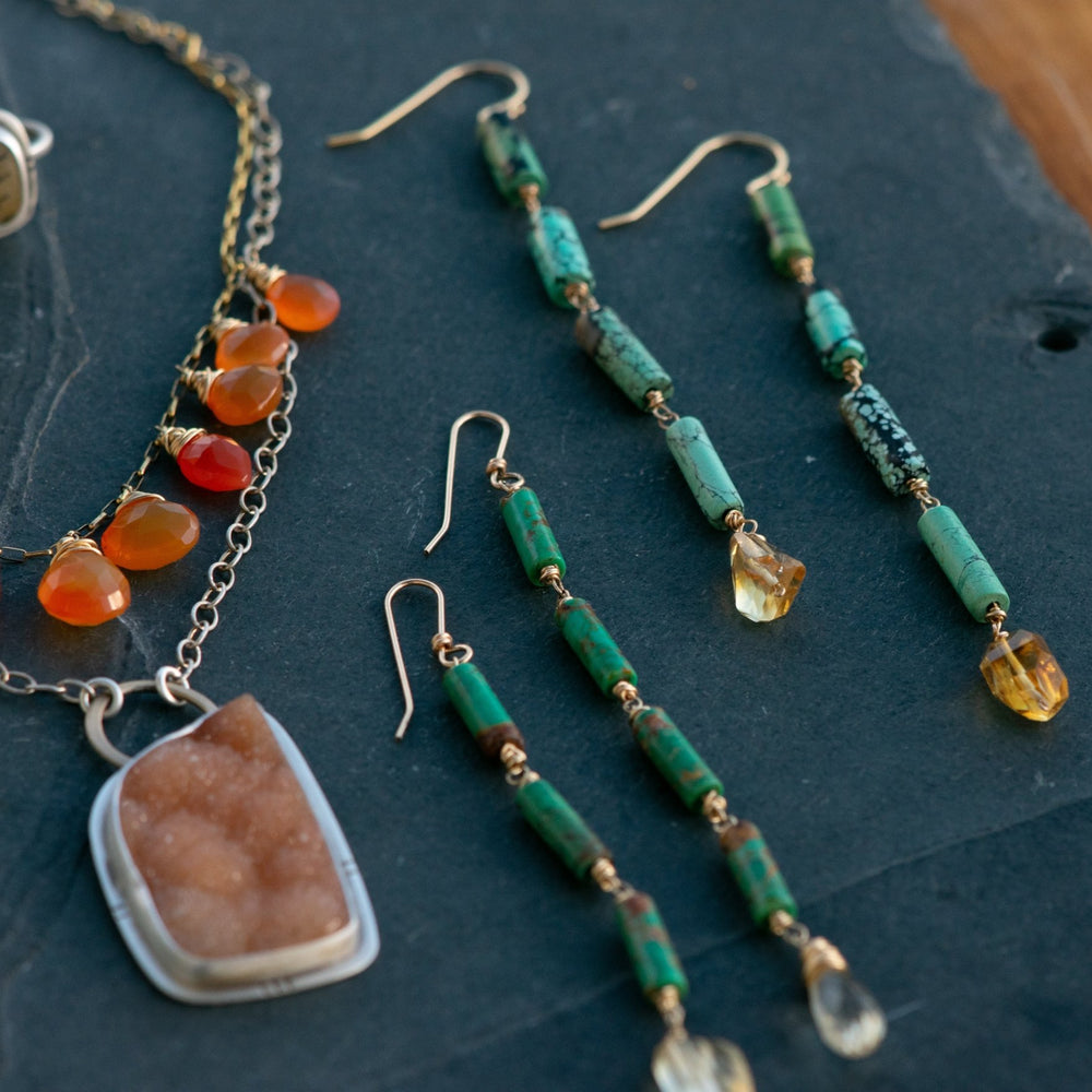 
                  
                    DRUZYS ARE DIVINERS. ROUGH CRYSTAL NECKLACES - Fly Free
                  
                