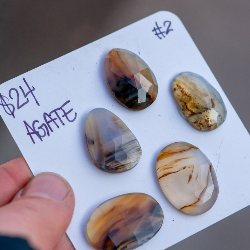 EARTH MAGIC STONES - Fly Free