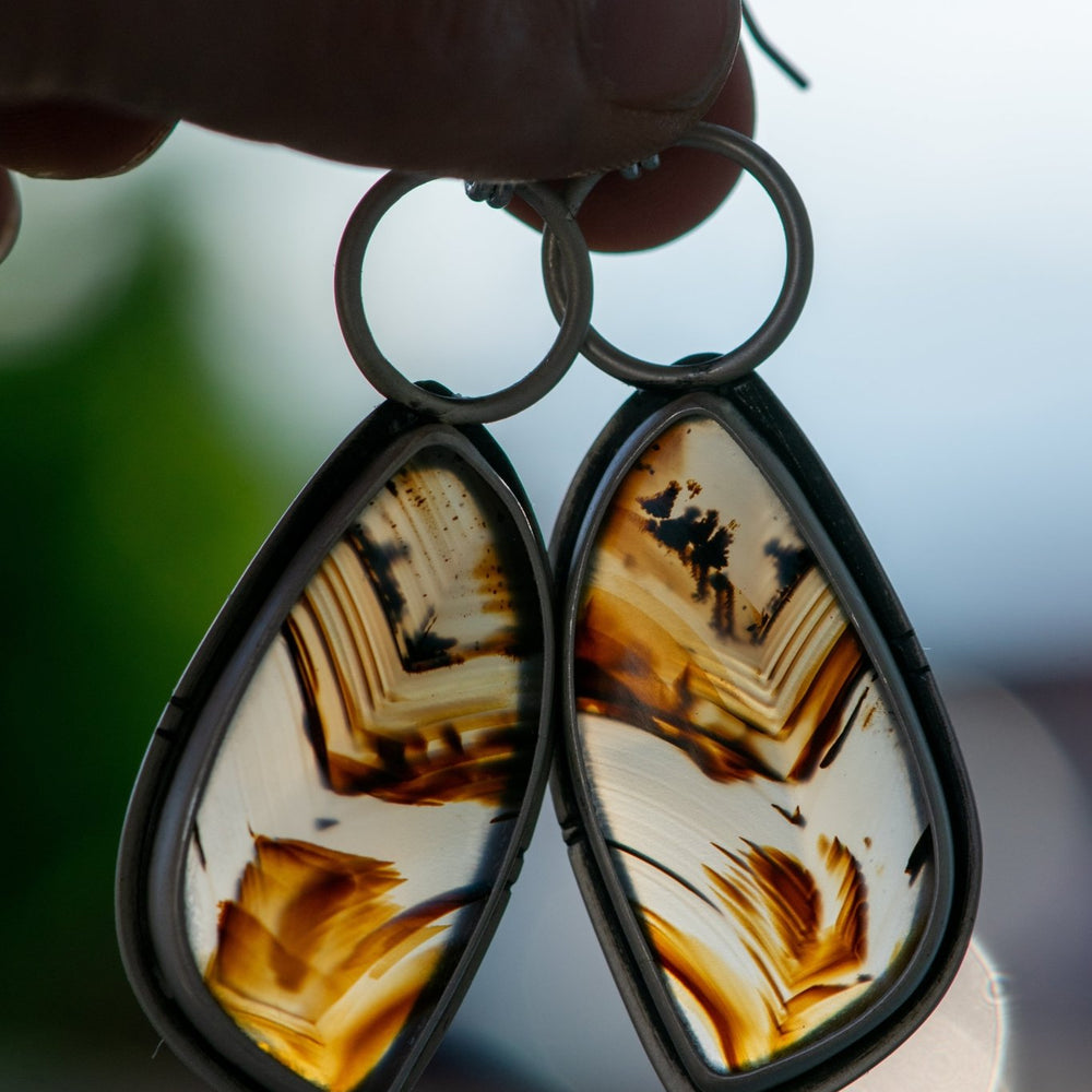 
                  
                    EARTH RAINBOW MONTANA AGATE EARRINGS - Fly Free
                  
                