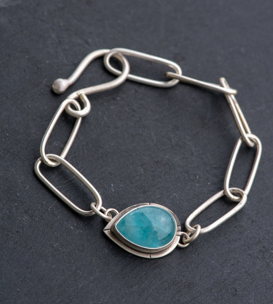 EGGSCELLENT AQUAMARINE BRACELET - Fly Free