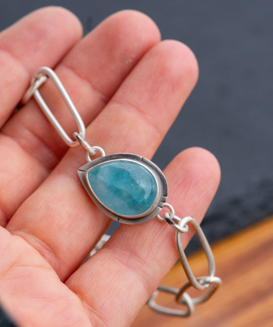 EGGSCELLENT AQUAMARINE BRACELET - Fly Free