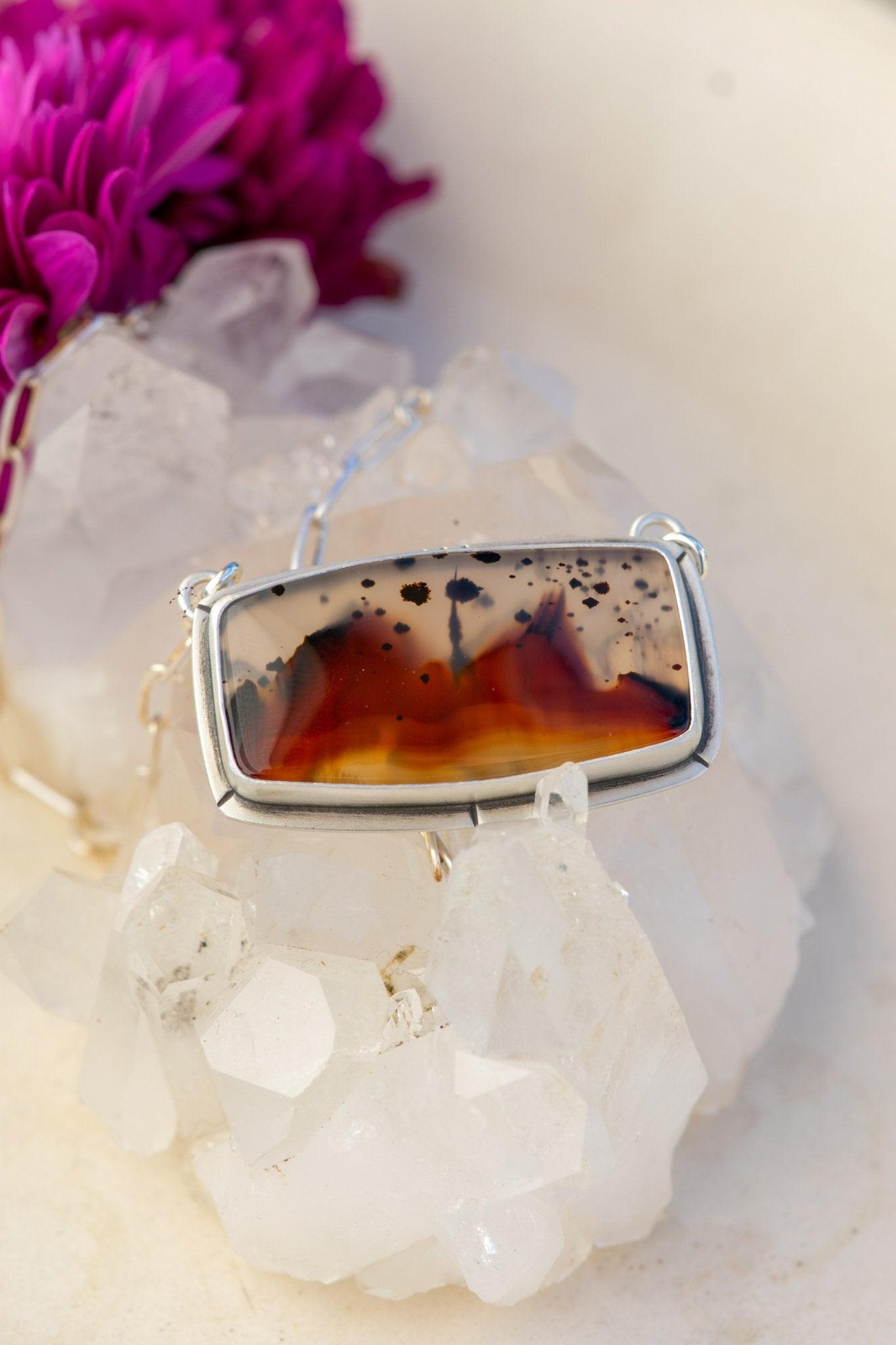 EMBER MOUNTAIN MONTANA AGATE NECKLACE - Fly Free
