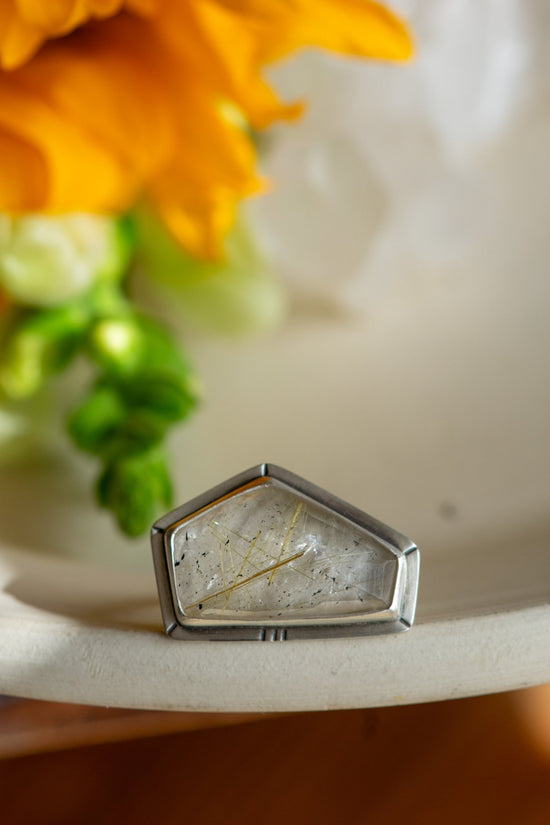 EXCEPTIONAL RUTILATED QUARTZ RING - Fly Free