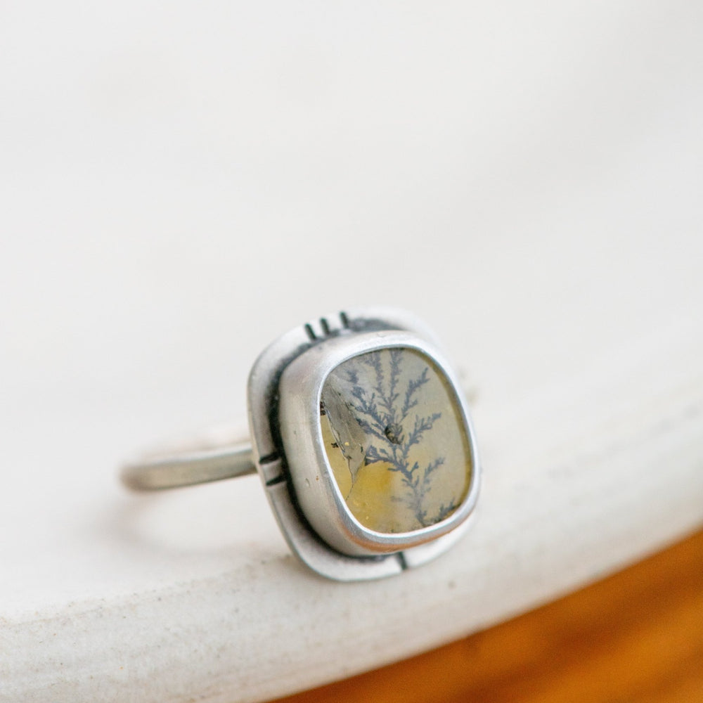 
                  
                    FINDING A WAY DENDRITIC AGATE RING - Fly Free
                  
                