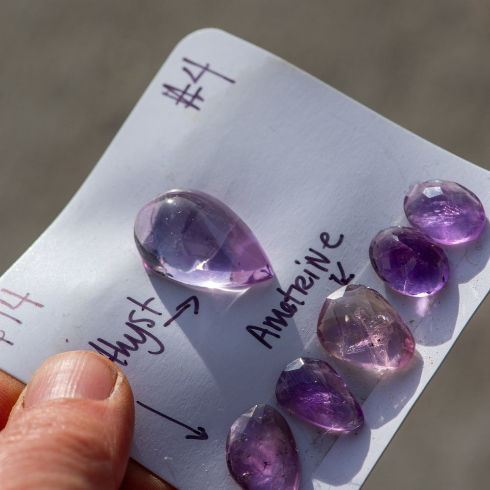 
                  
                    FLOWING STONES - Fly Free
                  
                