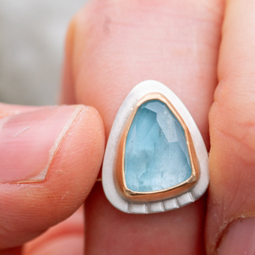 
                  
                    FRESH AQUAMARINE RING - Fly Free
                  
                