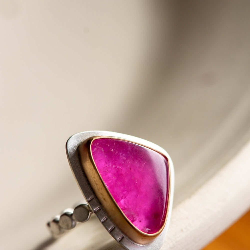 
                  
                    HOT HOT HOT TOURMALINE RING - Fly Free
                  
                