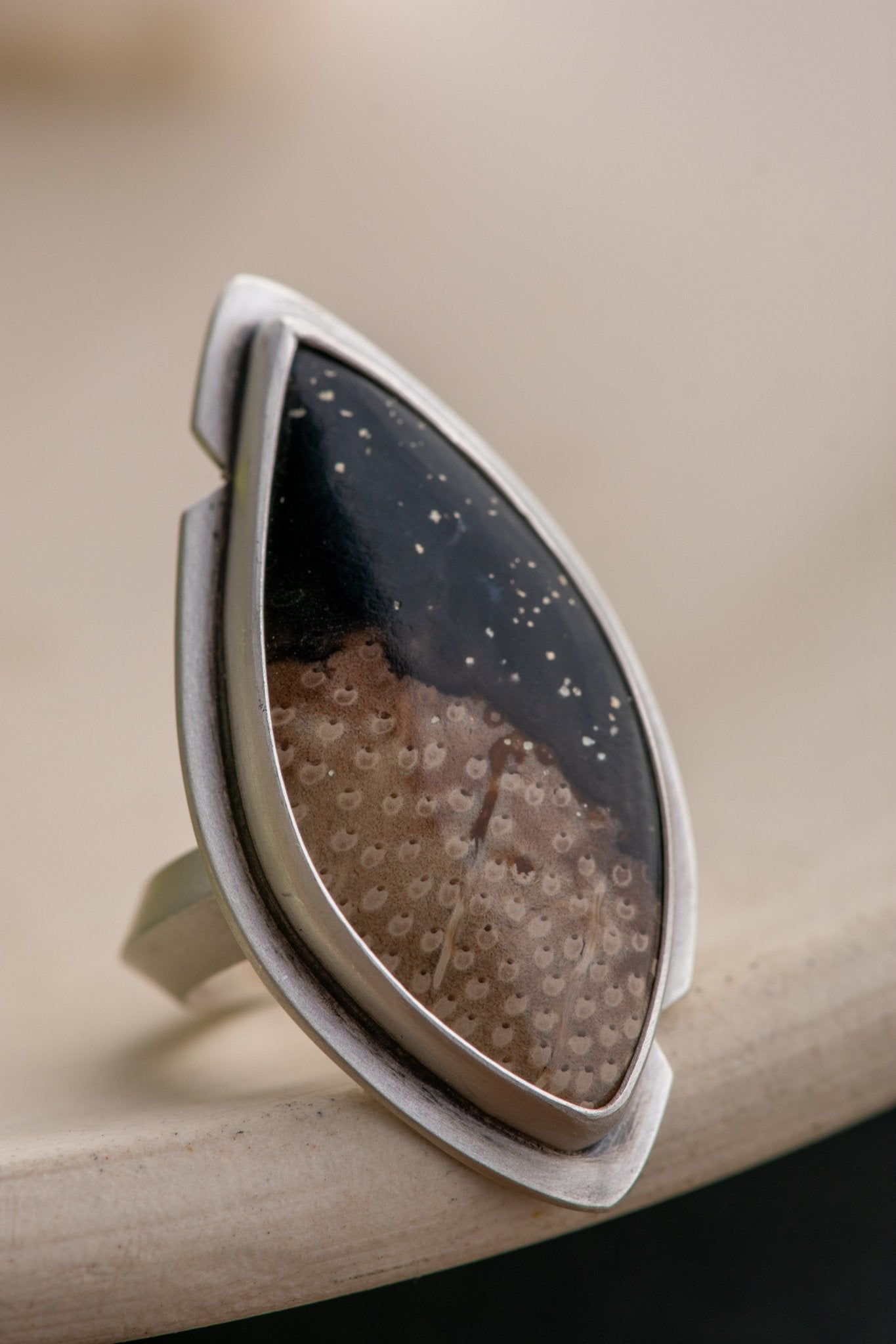 MEMRANCER FOSSILIZED ROOT RING - Fly Free