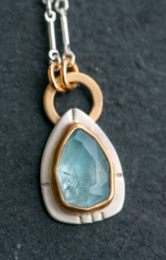 MOUNTAIN WATERS AQUAMARINE NECKLACES - Fly Free