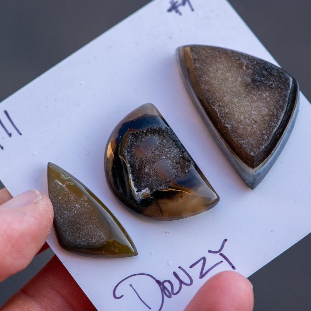 
                  
                    OLD EARTH STONES - Fly Free
                  
                