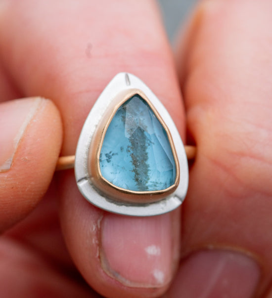 PERCIEVING AQUAMARINE RING - Fly Free