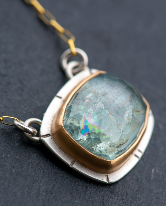 RAINBOW BRIGHT AQUAMARINE NECKLACE - Fly Free