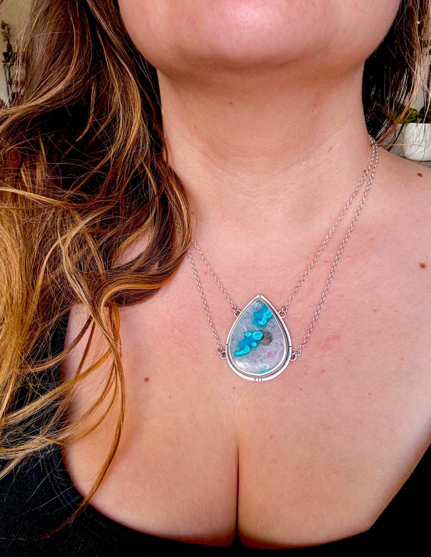 REALMS CHRYSOCOLLA + QUARTZ NECKLACE - Fly Free