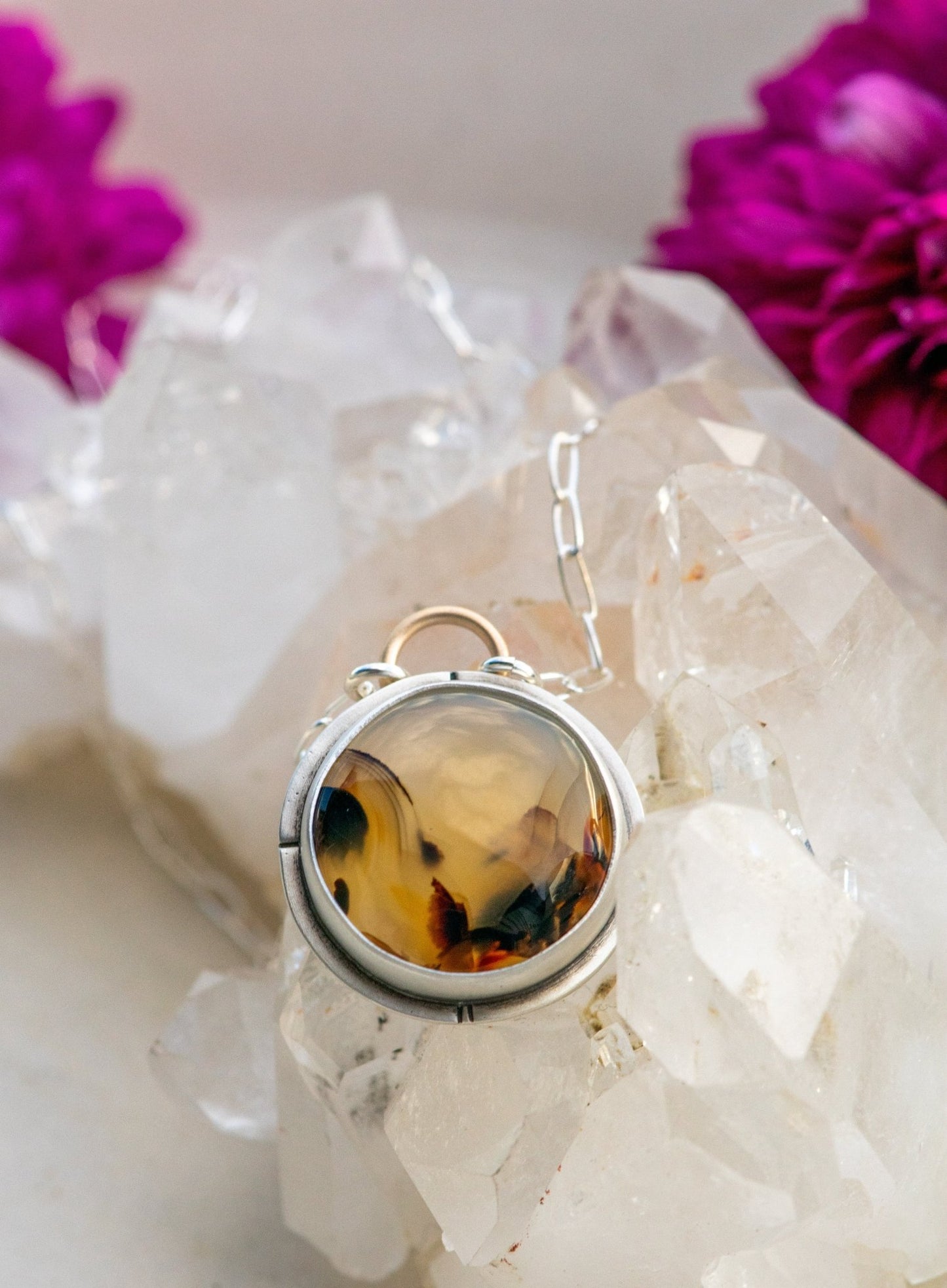 RISING MONTANA AGATE NECKLACE - Fly Free