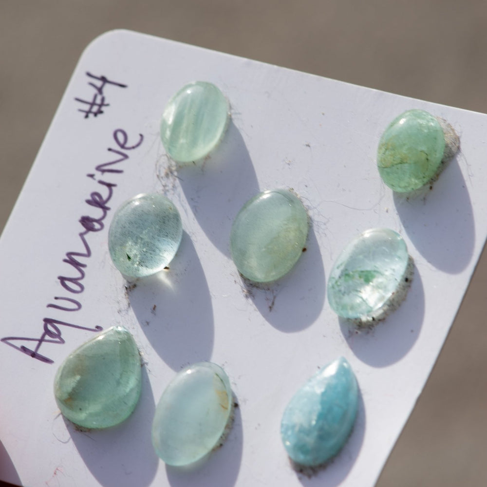 
                  
                    ROWDY STONES - Fly Free
                  
                