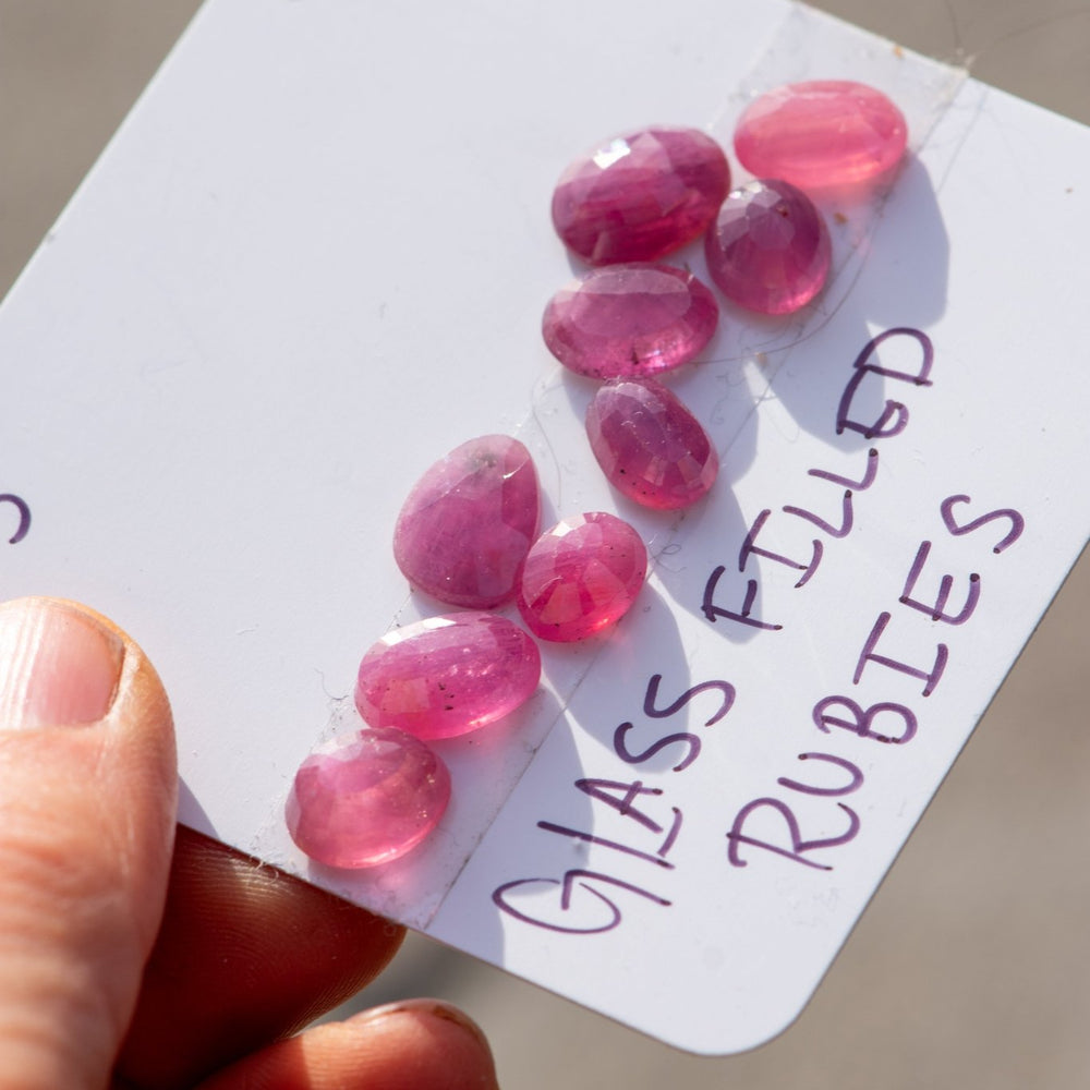 
                  
                    ROWDY STONES - Fly Free
                  
                