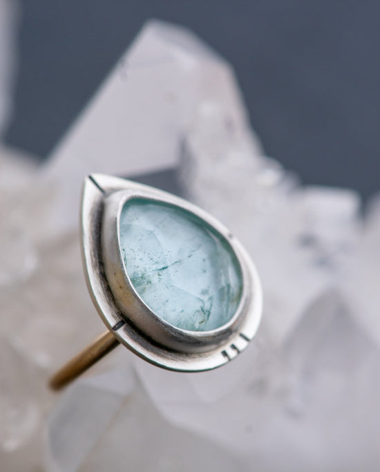 SHADOW BLUE AQUAMARINE RING - Fly Free