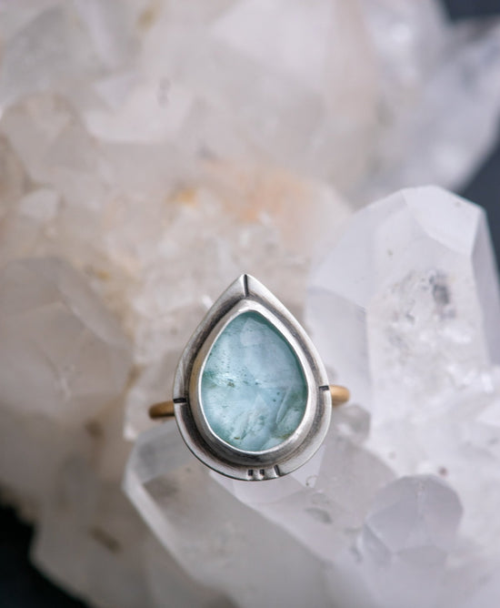 SHADOW BLUE AQUAMARINE RING - Fly Free