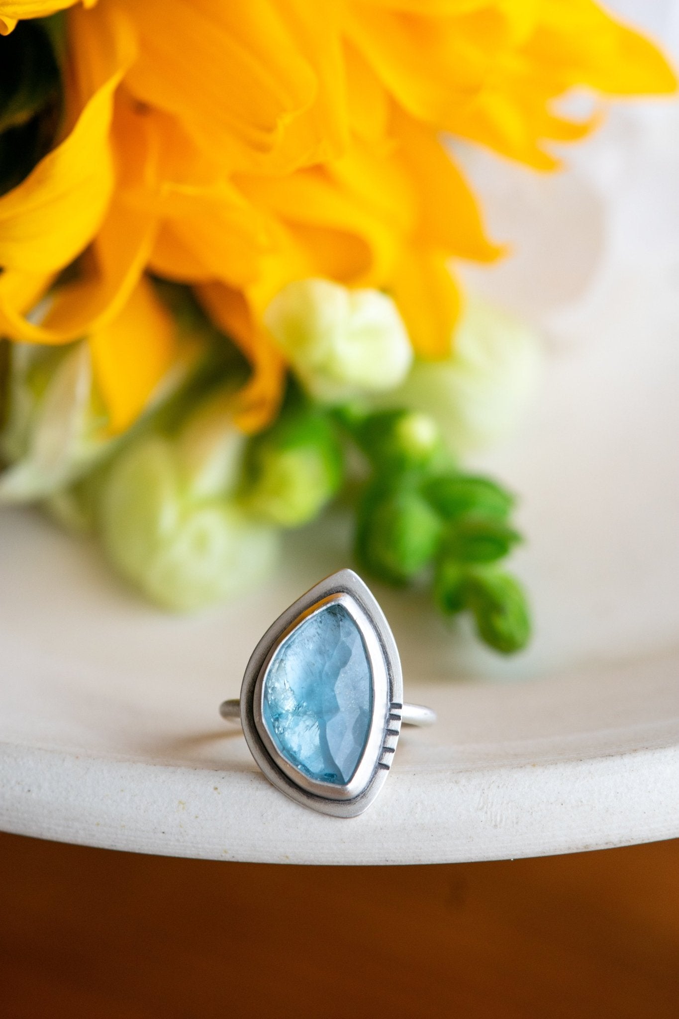 SHALLOW SEAS AQUAMARINE RING - Fly Free