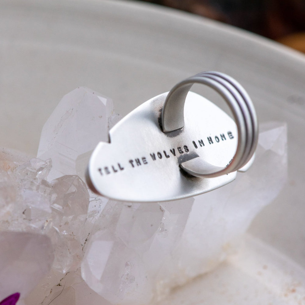 
                  
                    SMOKE LIKE WATER MONTANA AGATE RING - Fly Free
                  
                