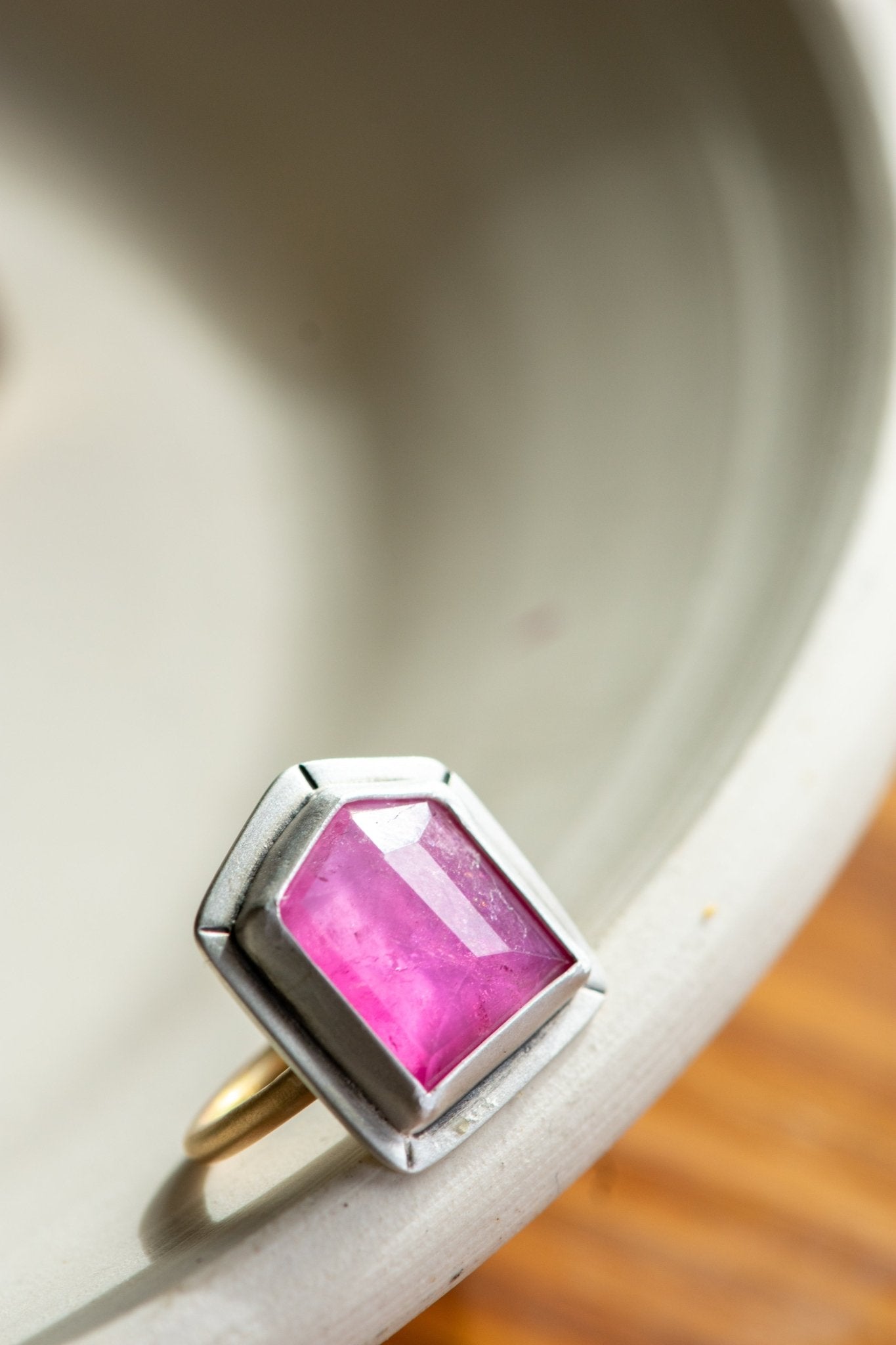 STOUT TOURMALINE RING - Fly Free