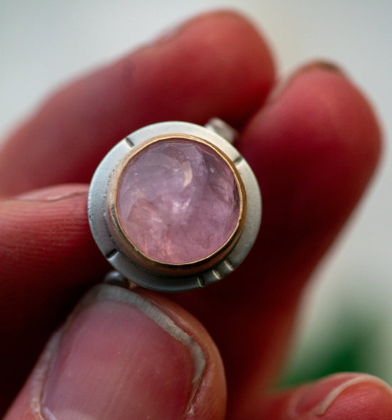 SWEETHEART MORGANITE RING - Fly Free