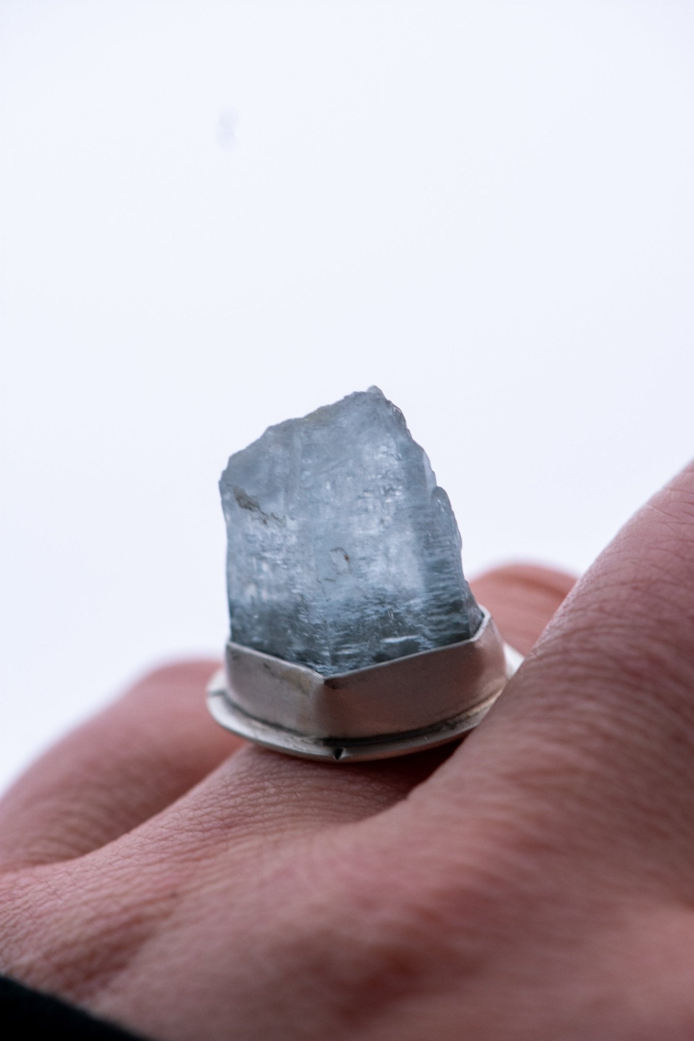 THE ICEBERG WILDCARD AQUAMARINE RING - Fly Free