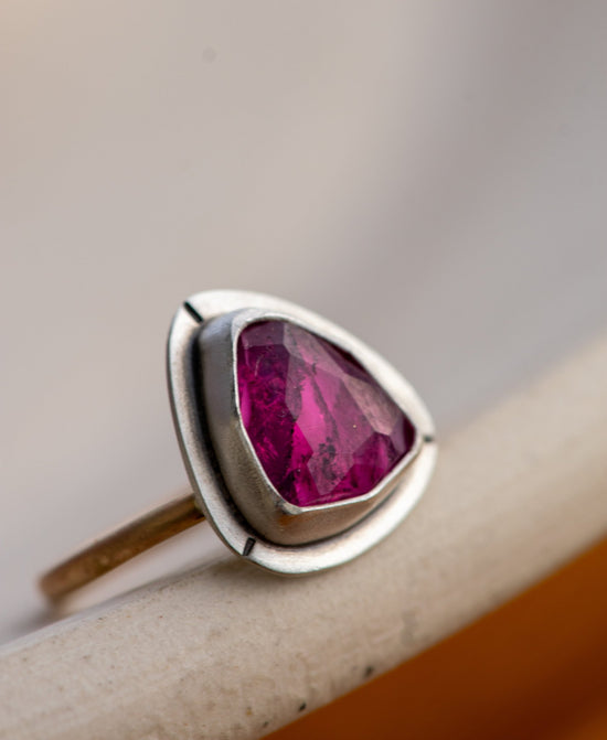 TIGER TOURMALINE RING - Fly Free