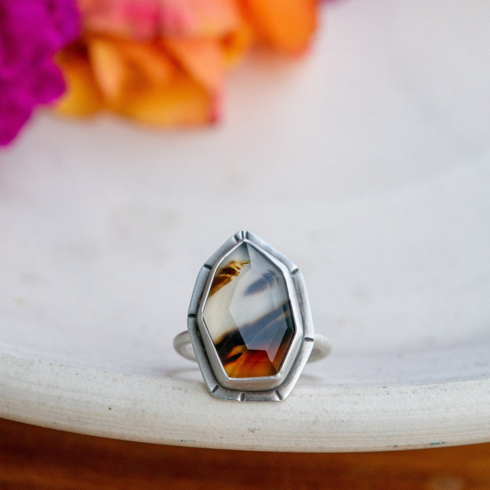 
                  
                    TURN BACK TIME MONTANA AGATE RING - Fly Free
                  
                