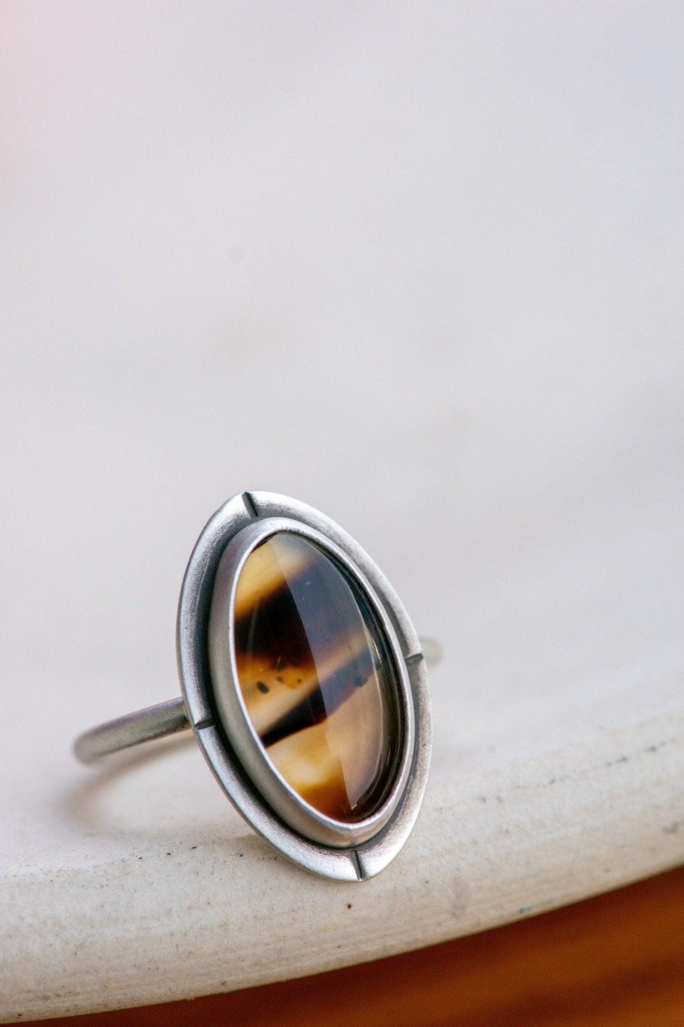UPLIFT MOTNANA AGATE RING - Fly Free