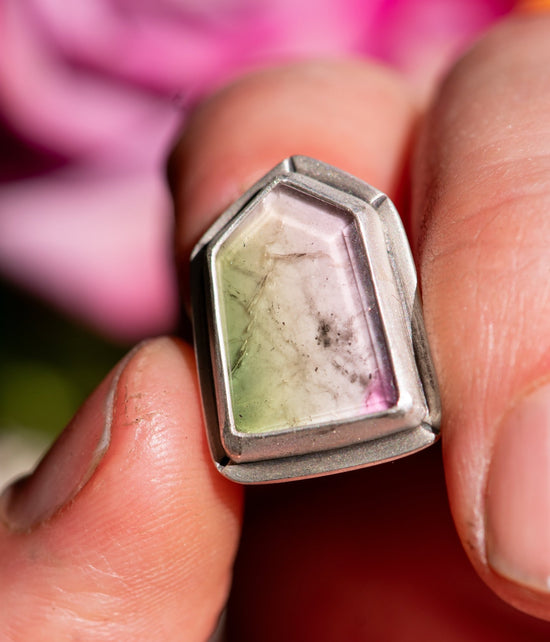 VERDE BLUSH TOURMALINE RING - Fly Free