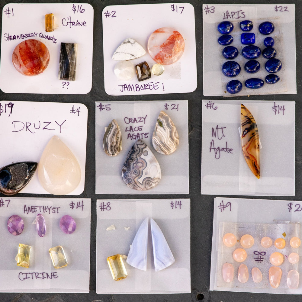 
                  
                    WANDERING STONES - Fly Free
                  
                