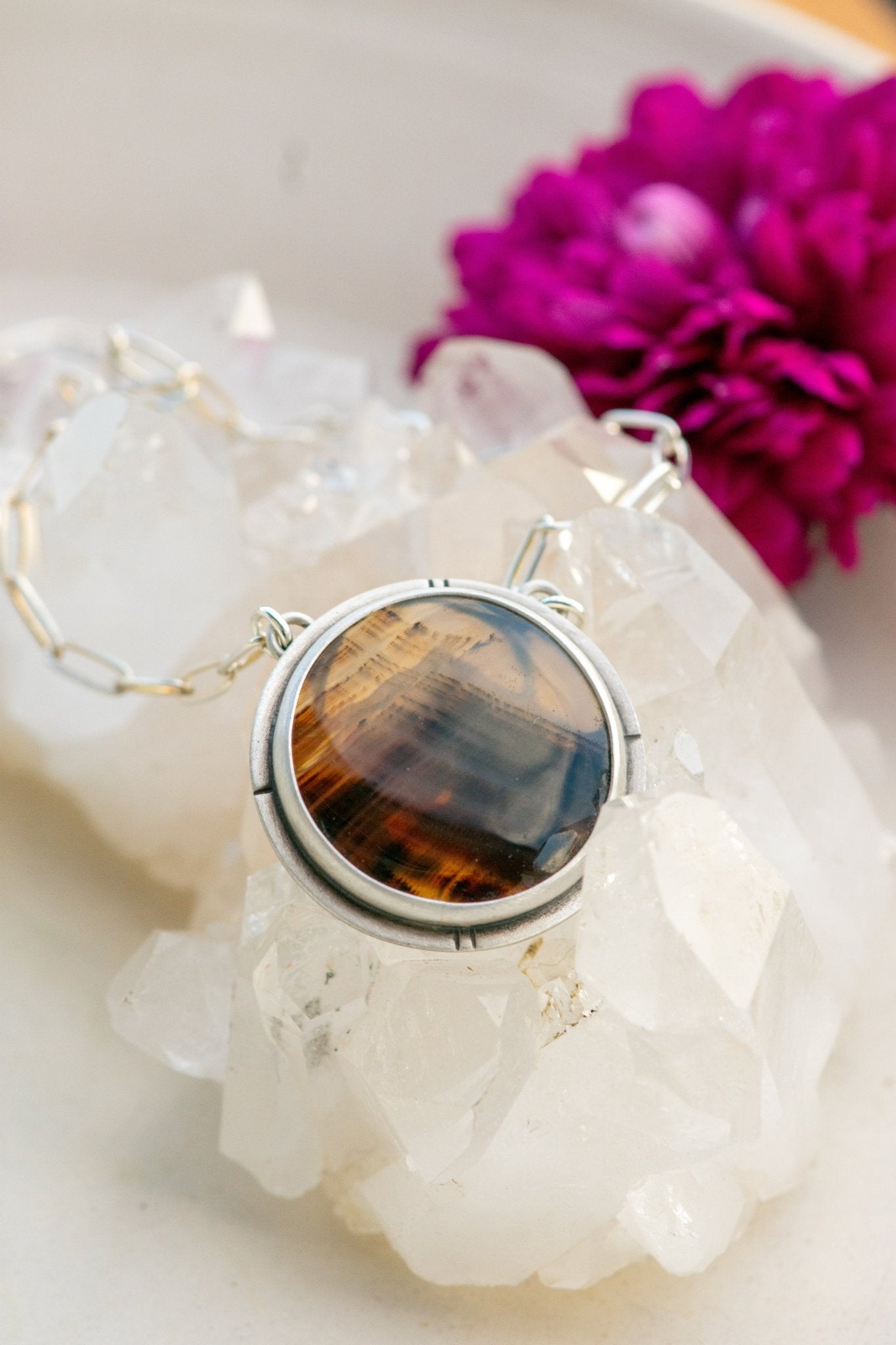 WINDS ALOFT MONTANA AGATE MOUNTAIN NECKLACE - Fly Free